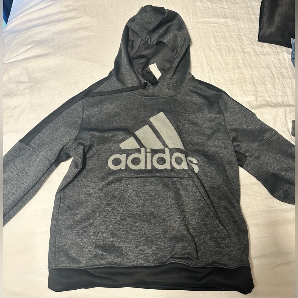 Adidas women’s sweatshirt